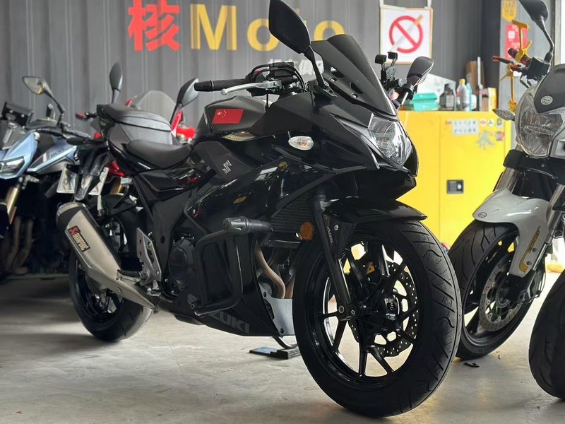 二手豪爵铃木GSX250R