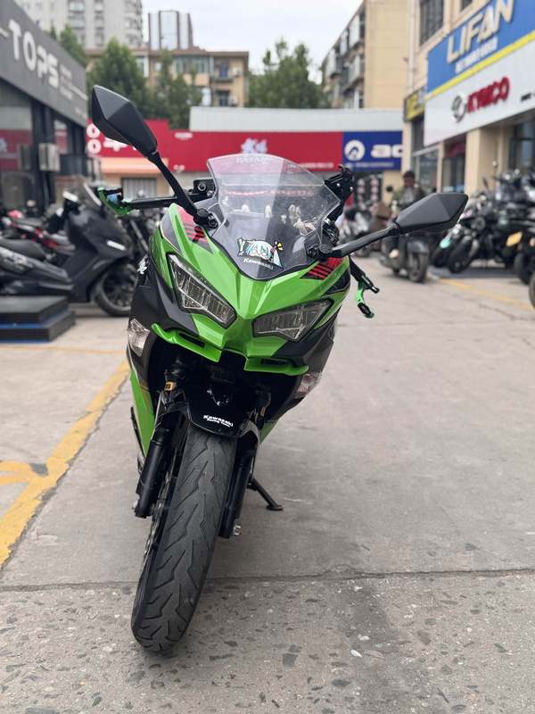 二手川崎Ninja 400
