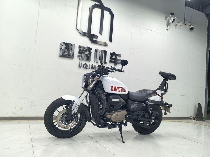 二手QJMOTOR闪300