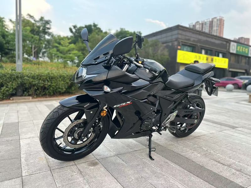 二手豪爵铃木GSX250R