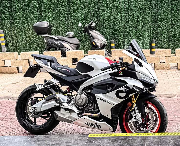 二手阿普利亚RS 660 