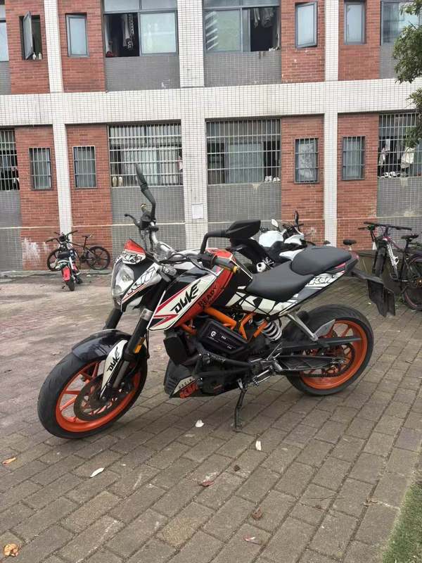 二手KTMR2R390 Duke