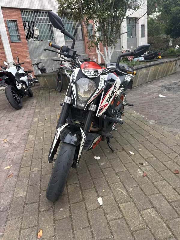 二手KTMR2R390 Duke
