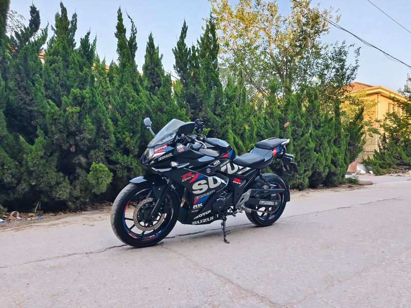 二手豪爵铃木GSX250R