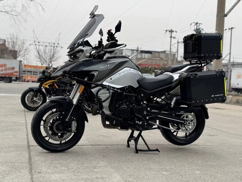 二手QJMOTOR骁750