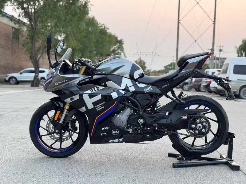 二手春风250SR