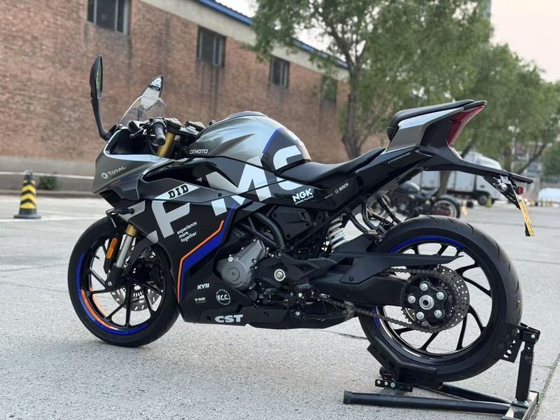 二手春风250SR