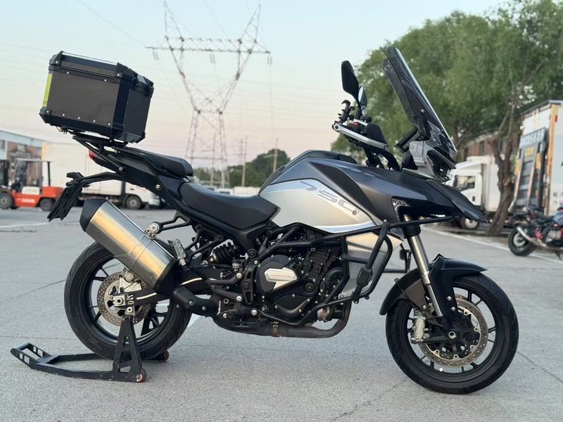 二手QJMOTOR骁750