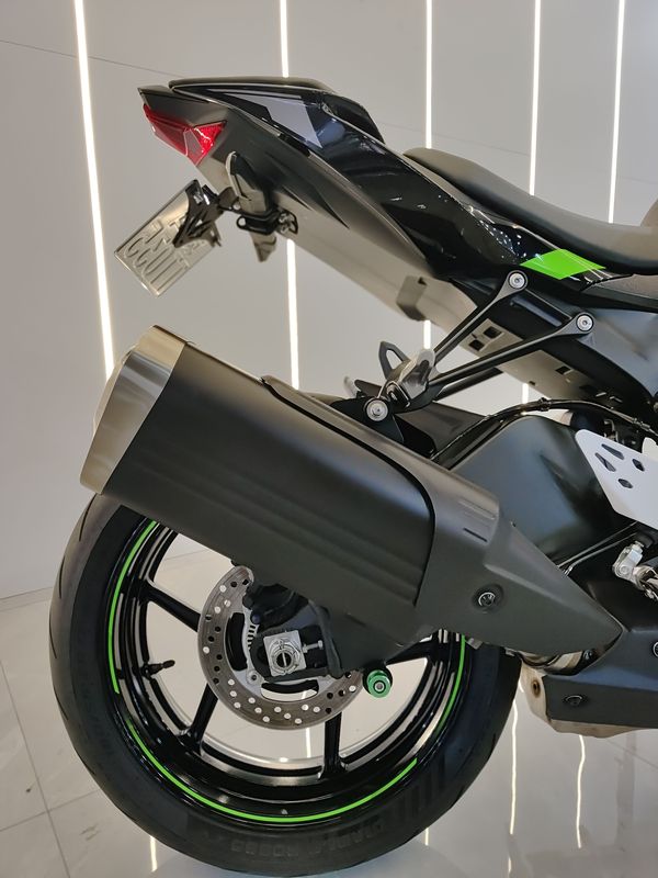 二手川崎Ninja ZX-6R 