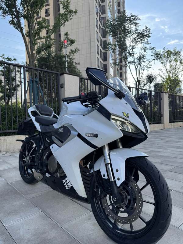 二手QJMOTOR赛250