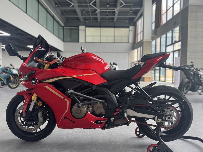 二手QJMOTOR赛600