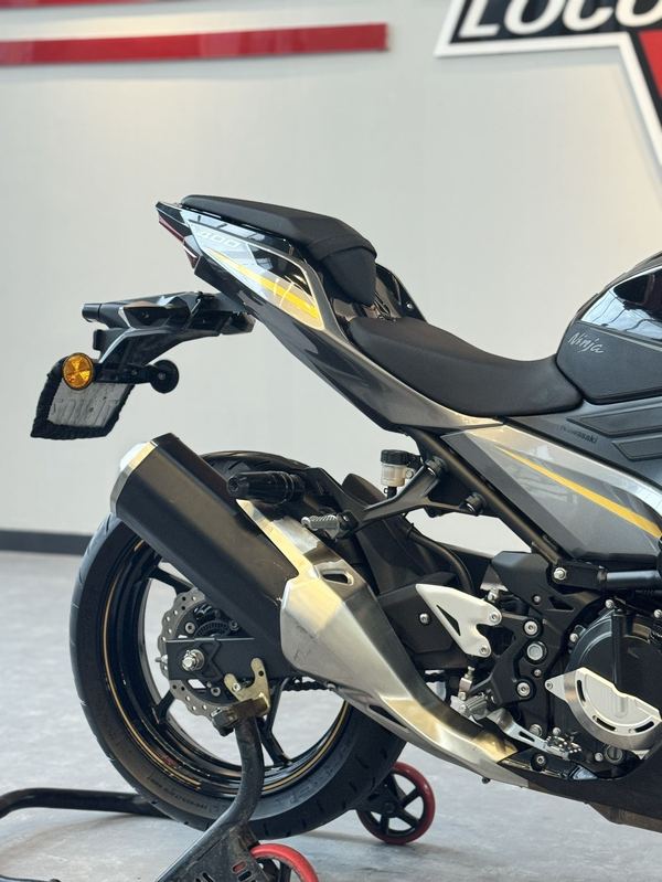 二手川崎Ninja 400