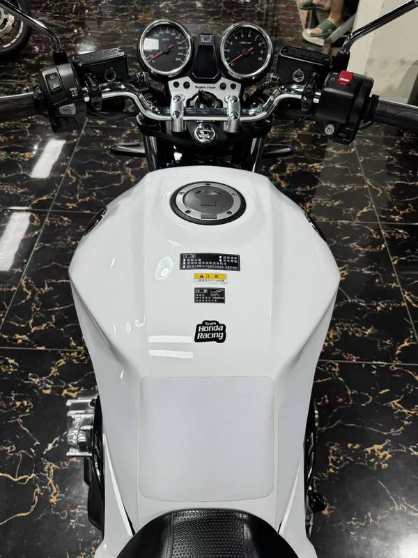 二手本田CB1300 Super Four