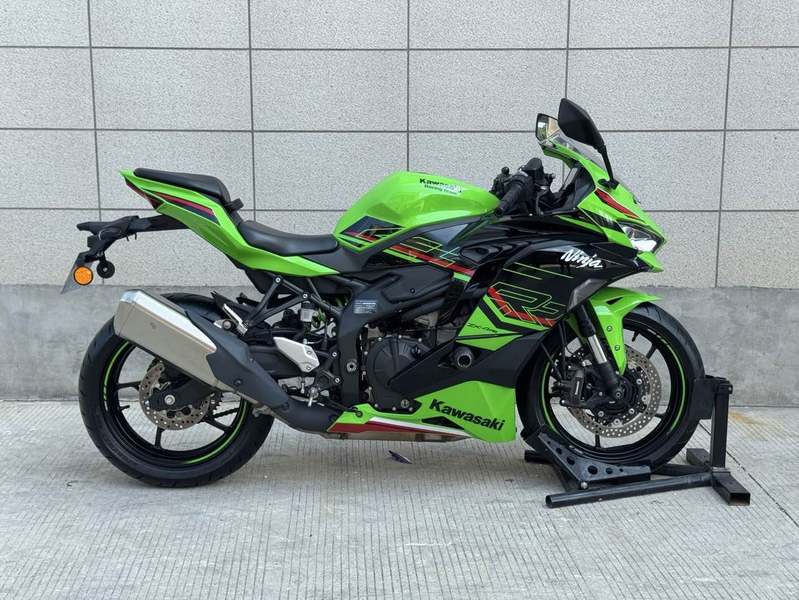 二手川崎ZX-4R