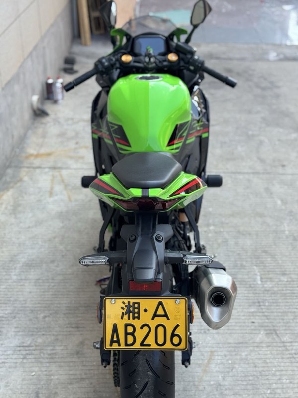 二手川崎ZX-4R