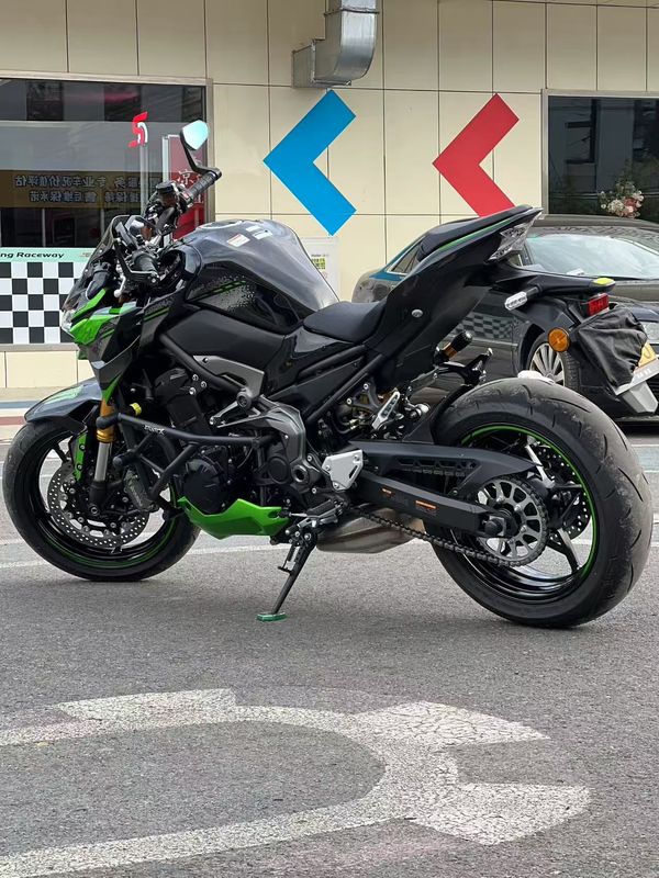 二手川崎Z900