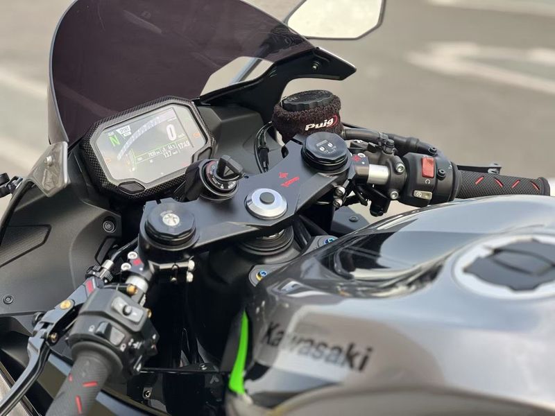二手川崎Ninja ZX-6R 