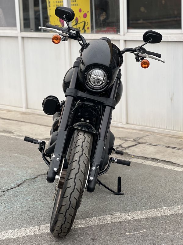二手哈雷戴维森路威 Low Rider S