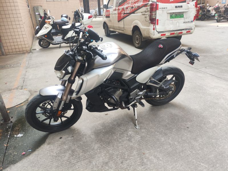 二手森科金刚魔兽 SK 250-K
