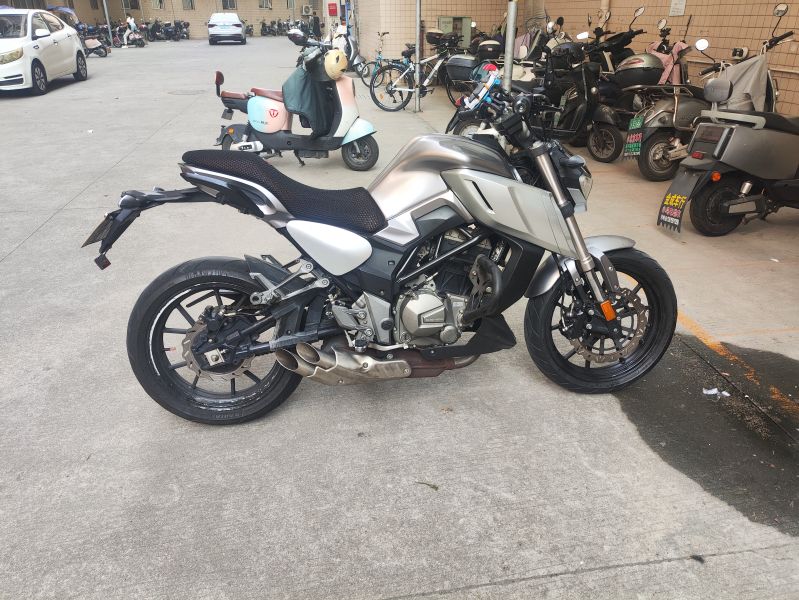 二手森科金刚魔兽 SK 250-K