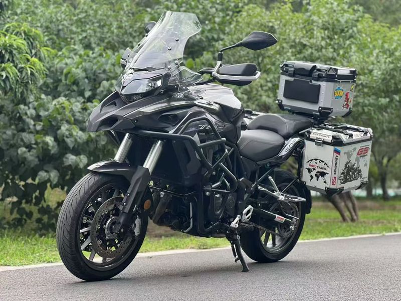 二手贝纳利金鹏 TRK502