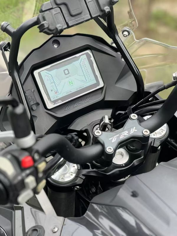 二手贝纳利金鹏 TRK502