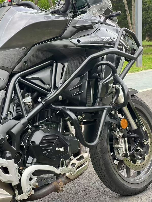 二手贝纳利金鹏 TRK502