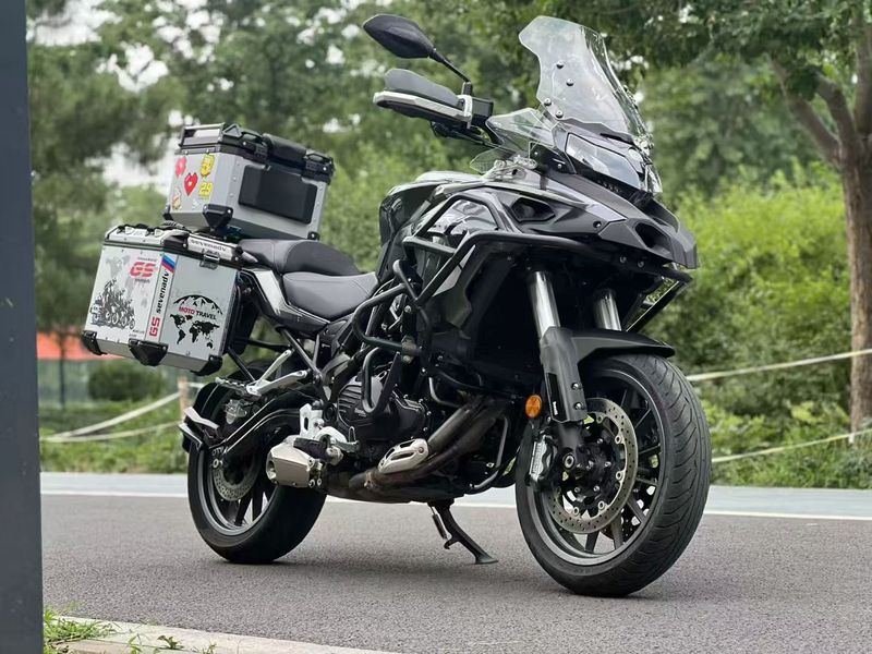 二手贝纳利金鹏 TRK502