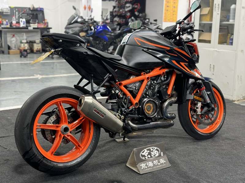 二手KTMR2R1290 Super Duke