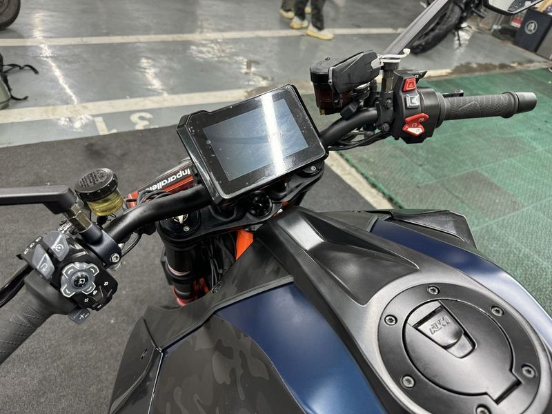 二手KTMR2R1290 Super Duke