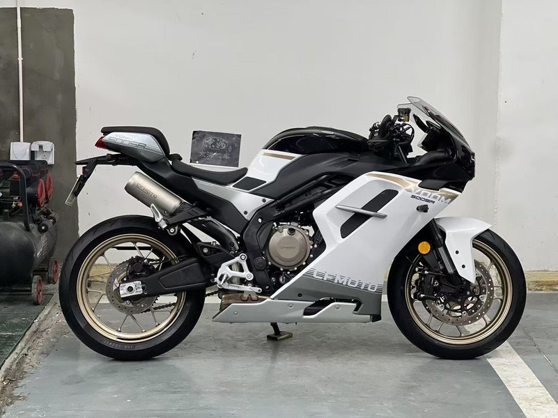 二手春风500SR VOOM