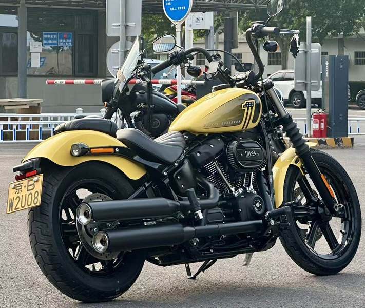 二手哈雷戴维森街霸 Street Bob