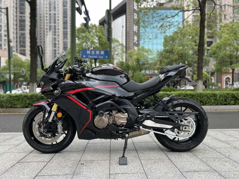 二手QJMOTOR赛600