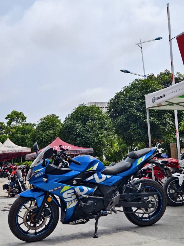 二手豪爵铃木GSX250R