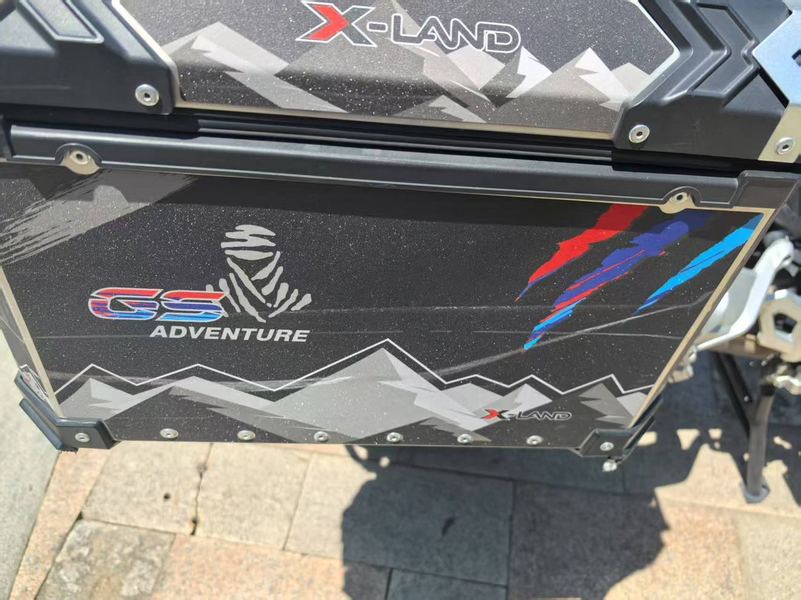 二手贝纳利金鹏 TRK502