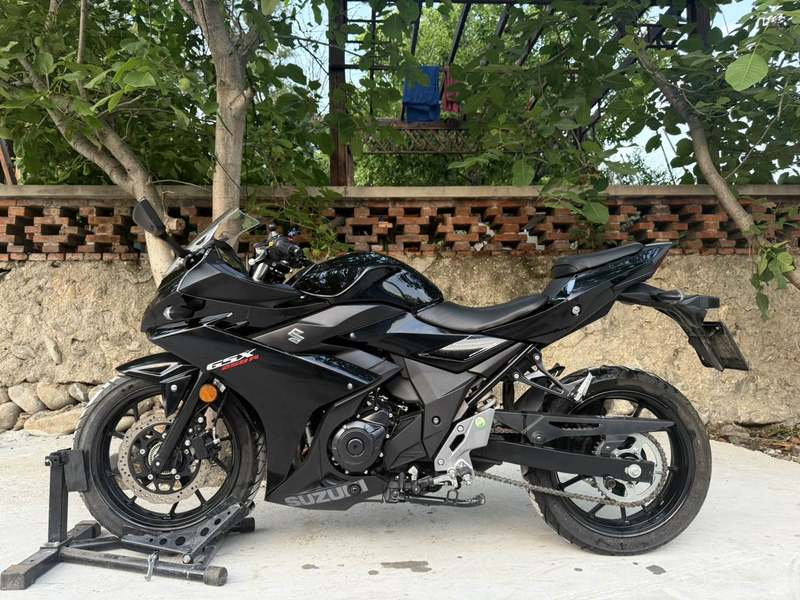 二手豪爵铃木GSX250R