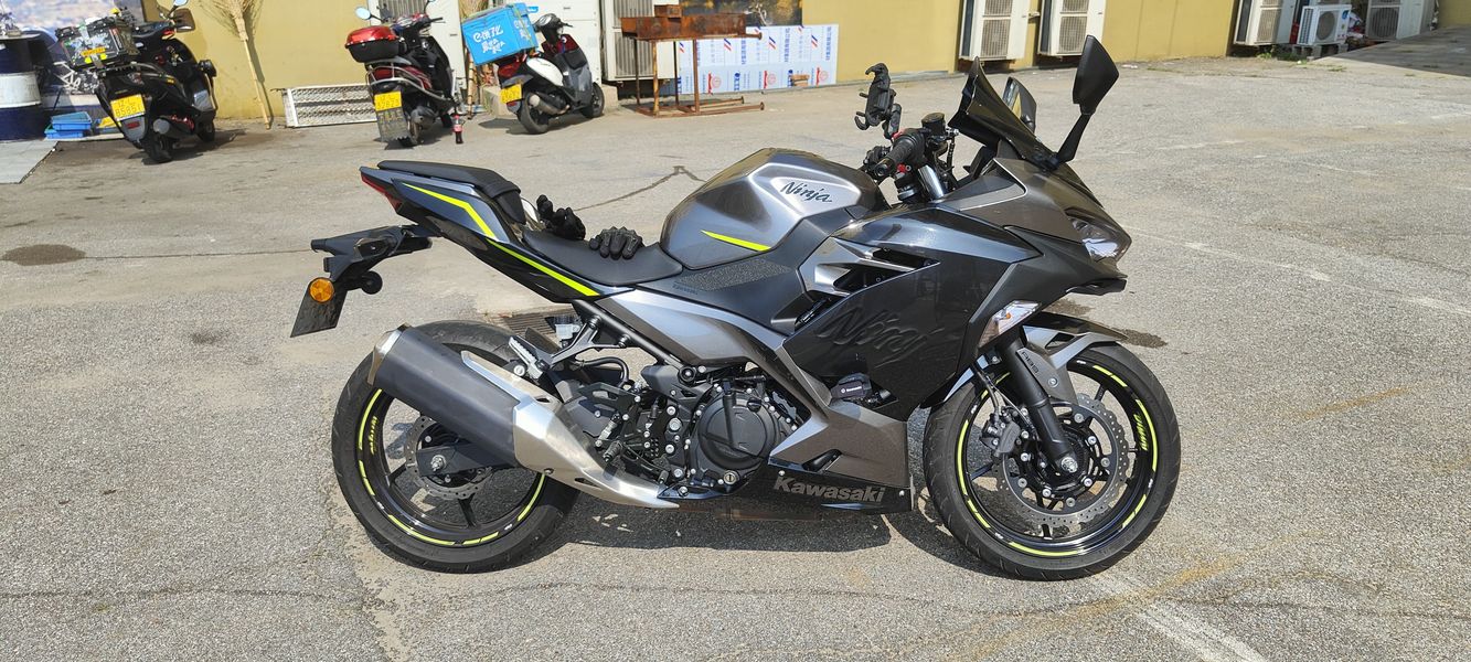 二手川崎Ninja 400