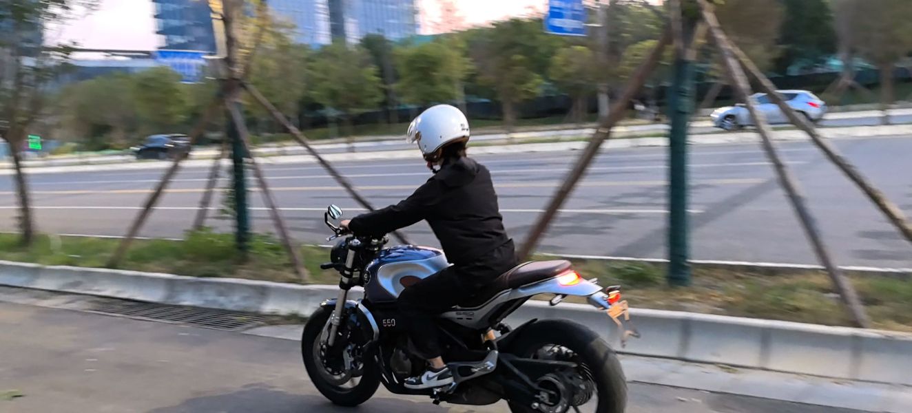 二手QJMOTOR逸550