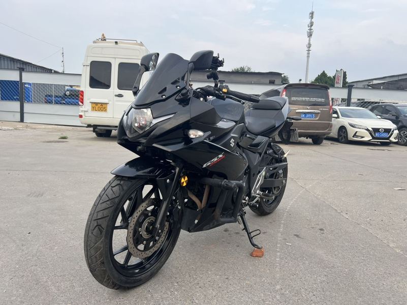 二手豪爵铃木GSX250R