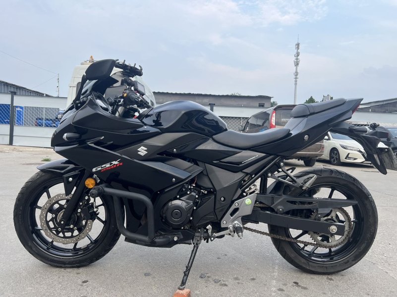 二手豪爵铃木GSX250R