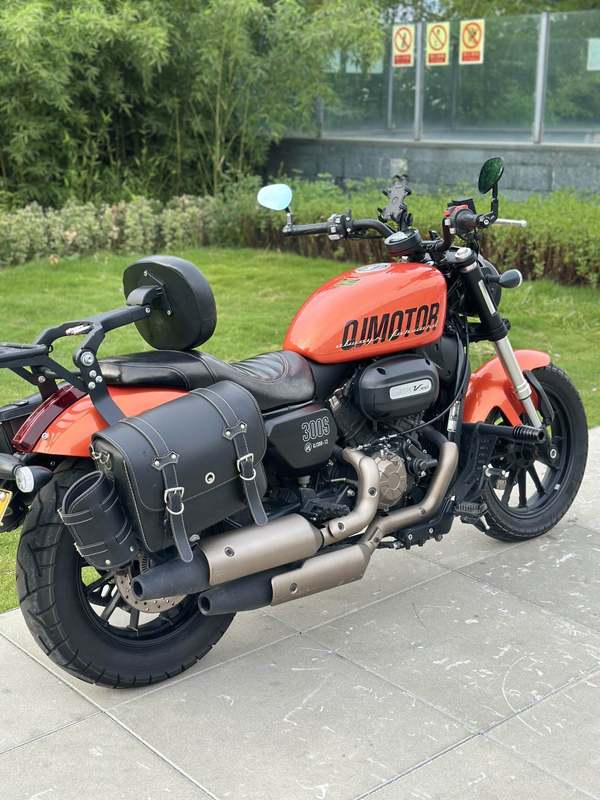 二手QJMOTOR闪300