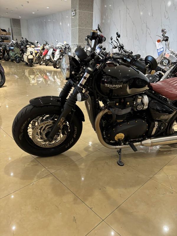 二手凯旋Bonneville Bobber