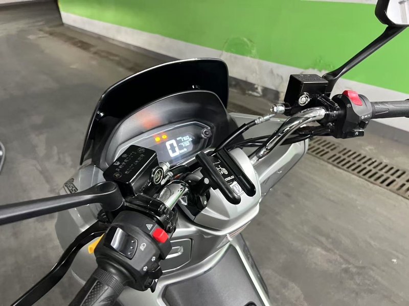 二手豪爵UHR150