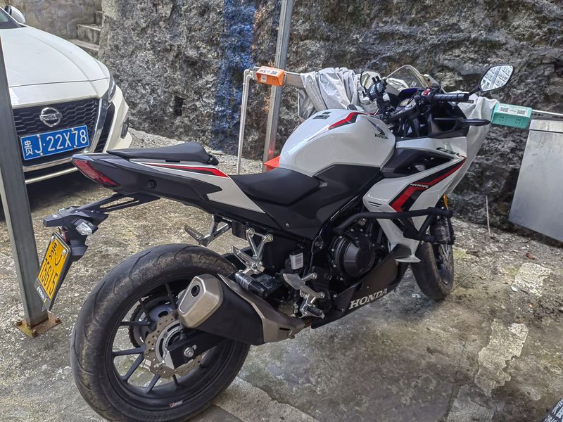 二手本田CBR400R