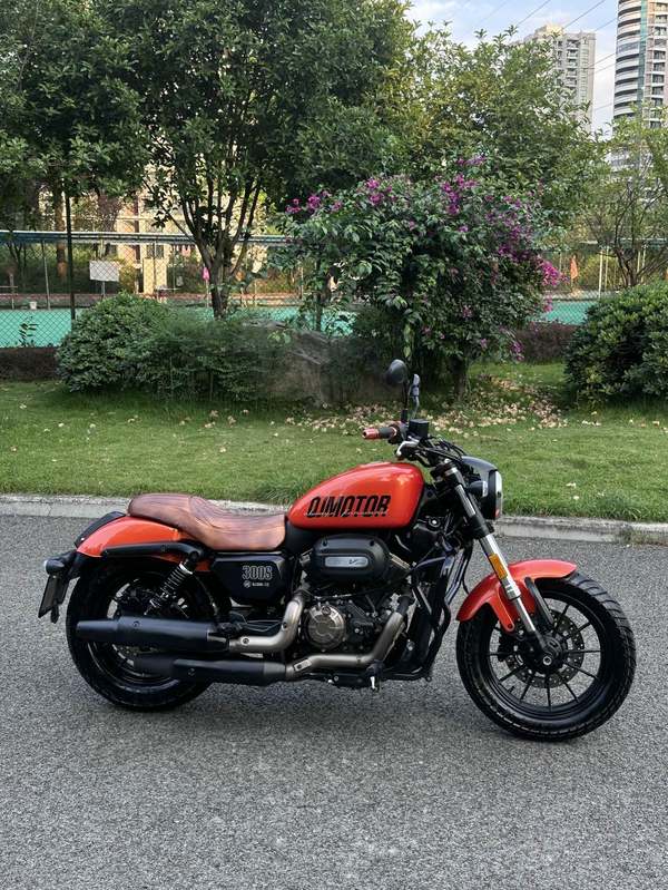 二手QJMOTOR闪300