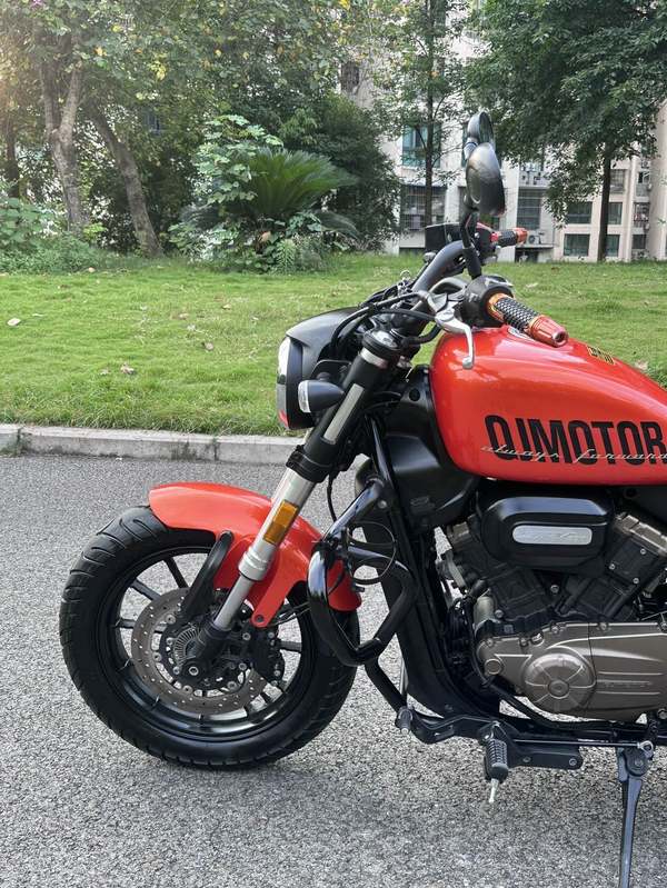 二手QJMOTOR闪300