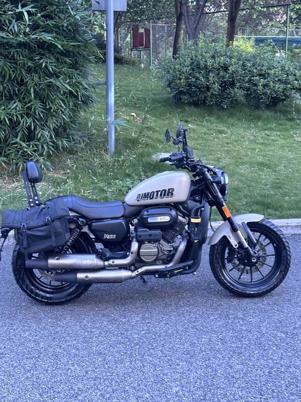 二手QJMOTOR闪300