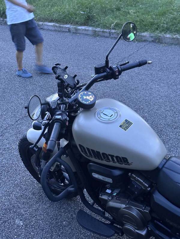 二手QJMOTOR闪300