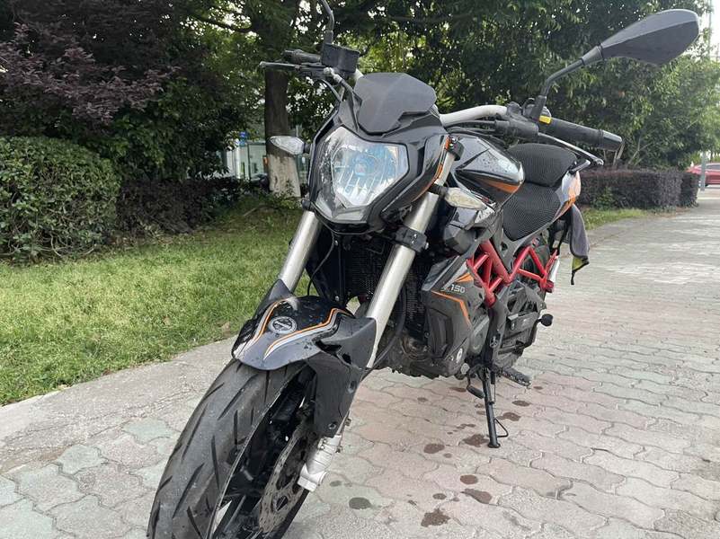 二手贝纳利红宝龙 TNT150i
