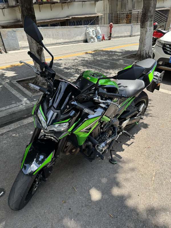 二手川崎Z900